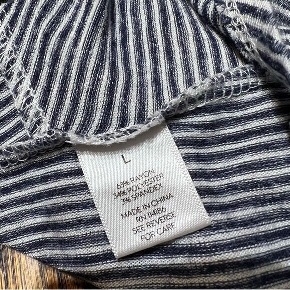 Westport Navy & White Stripe Top with Front Tied Knot size arge - Picture 7 of 7